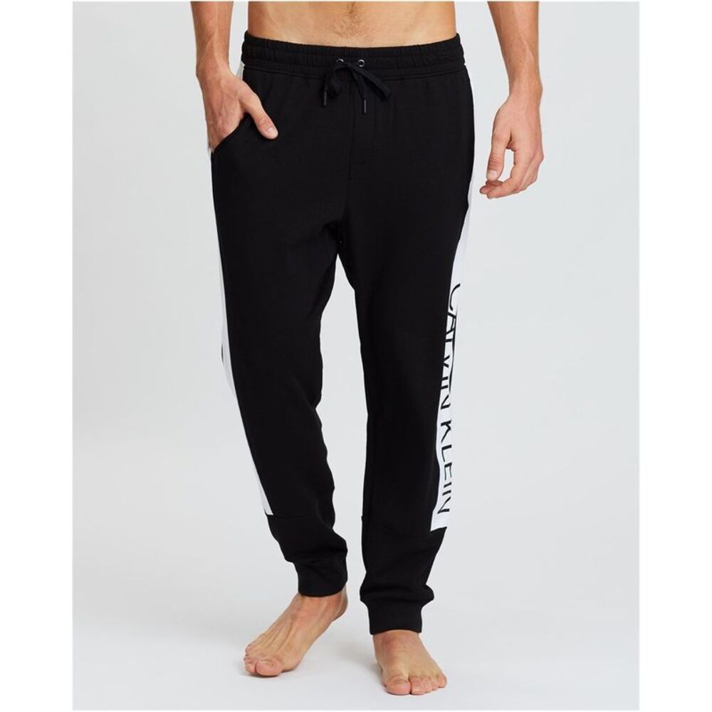 Calvin Klein Mens Side-Stripe Tapered Relaxed Jogger Casual Pants, NWT